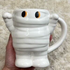 Cute Mummy Halloween Mug